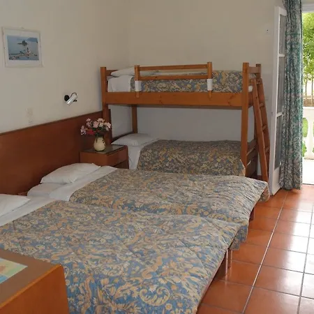 Seabird Hotel 3*